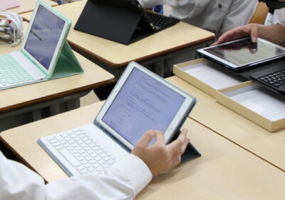 フィリピンについて、ipadを使いながら学んでいきます