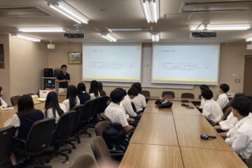 明治学院大学との高大連携特別講座（第1回）を行いました