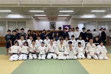 高校柔道部　インターハイ東京都第三支部予選男子団体準優勝、女子団体第三位