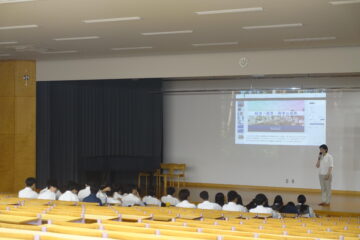 高校1年生　学部系統別説明会を実施しました