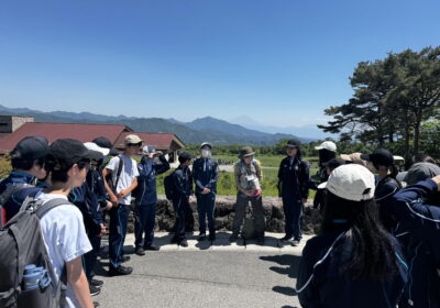 ネイチャーガイドによる散策