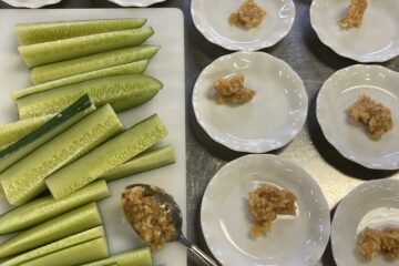 中高ハンドメイド部　“手前みそ”を初試食！