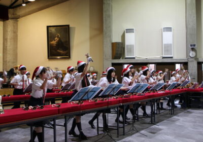 ハンドベル演奏