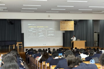 明治学院大学の先生による高校3年生への講義「教養原論」を行いました＜第3回＞